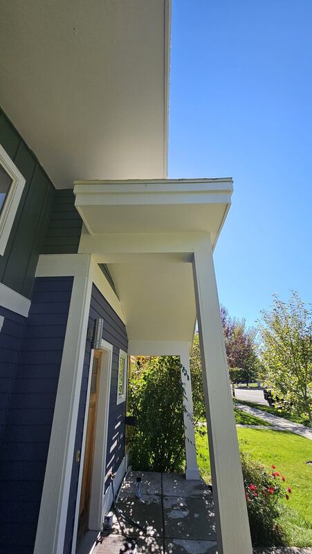 Porch trim & column detail — Montana